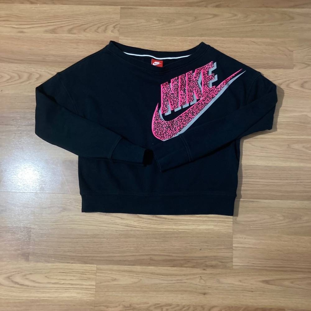 Nike long sleeve top